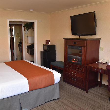Dynasty Suites Redlands Room photo